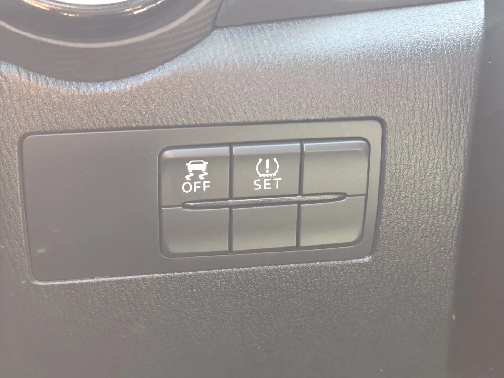 Used 2016 Blue Scion Base image 7