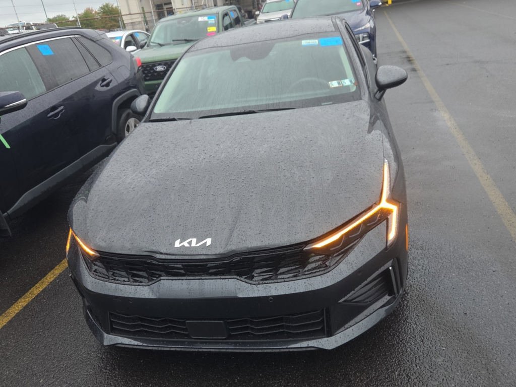 Used 2026 Gray Kia LXS image 4