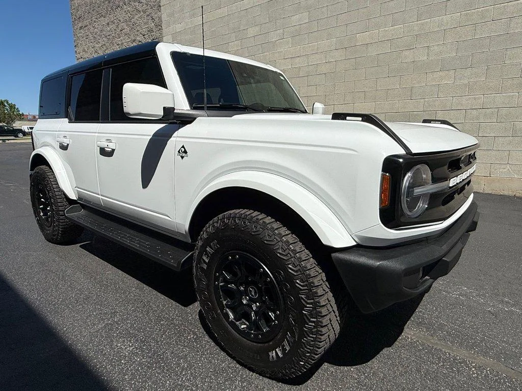 2025 Ford Bronco 4-Door Outer Banks - Photo 9