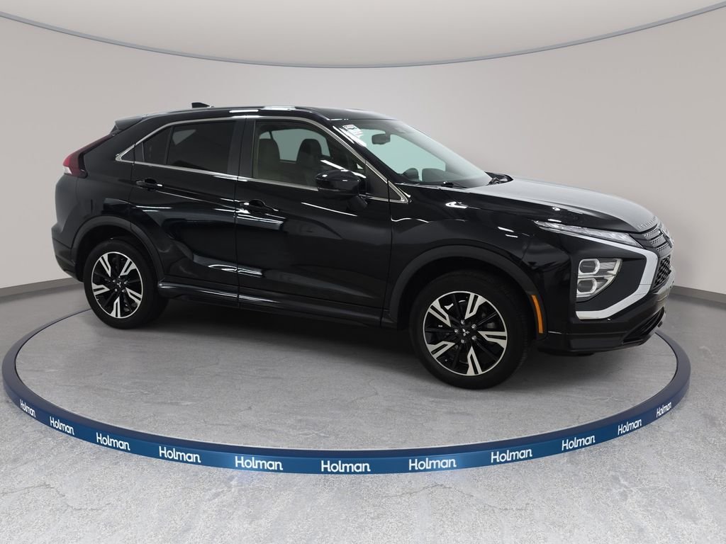 Used 2024 Black Mitsubishi SEL image 4