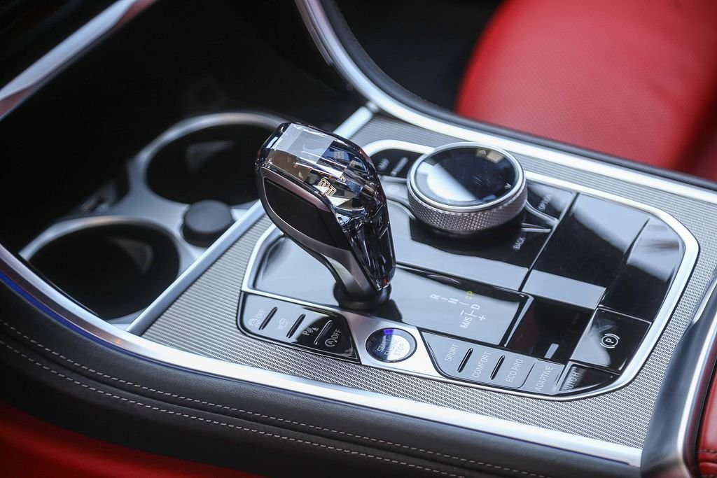 2024 BMW 8 Series 840i - Photo 16