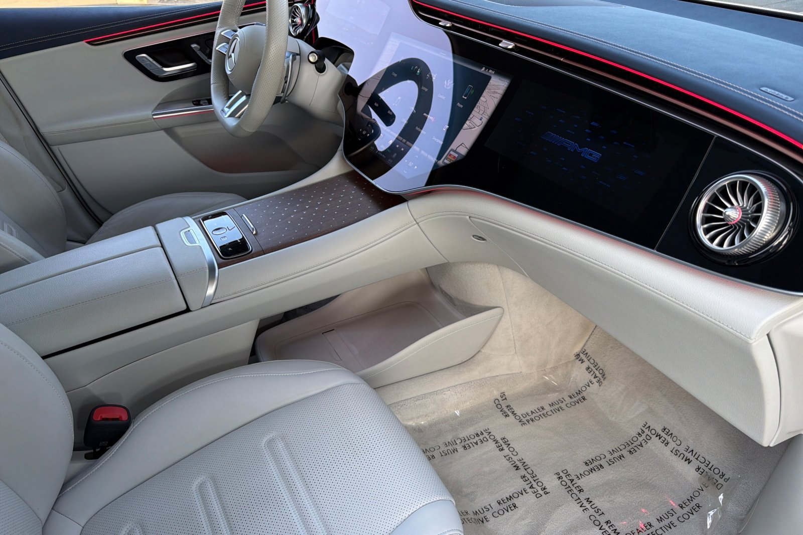 Certified Used 2024 White/off-white Mercedes-Benz AMG® Base image 18