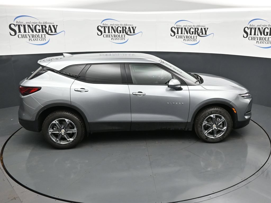 Used 2025 Sterling Gray Metallic Chevrolet 2LT image 25