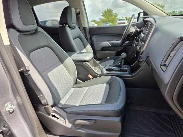 Used 2021 Gray Chevrolet Z71 image 19