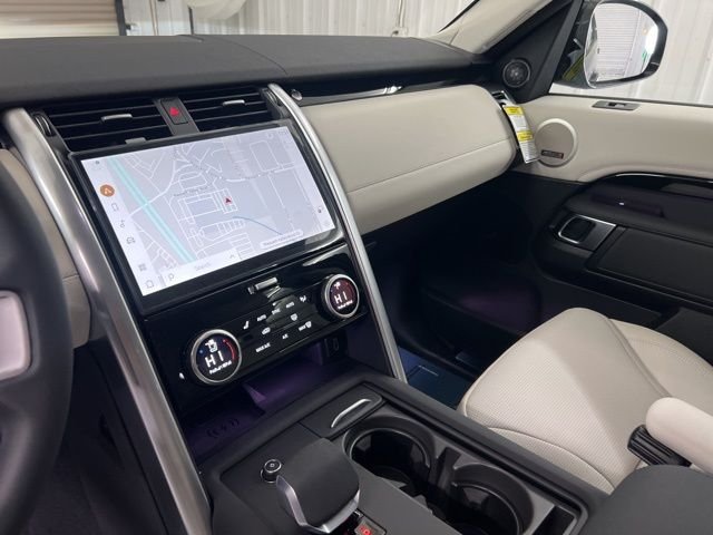 2026 Land Rover Discovery S - Photo 13