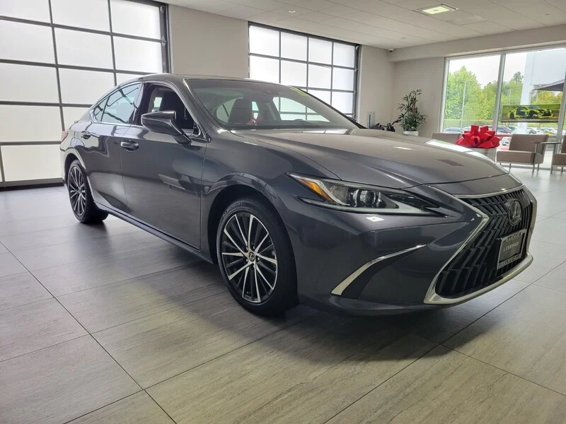 Certified Used 2025 CLOUDBURST GRAY LEXUS ES 300H FWD image 7