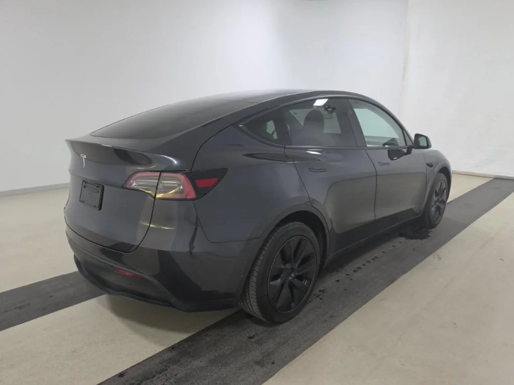 Used 2025 Tesla Model Y Long Range with VIN 7SAYGDED7SF259948 for sale in Plano, TX