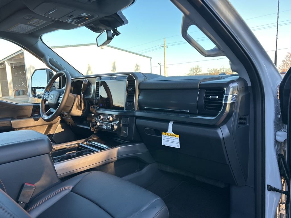 New 2026 Avalanche Ford Lariat image 54