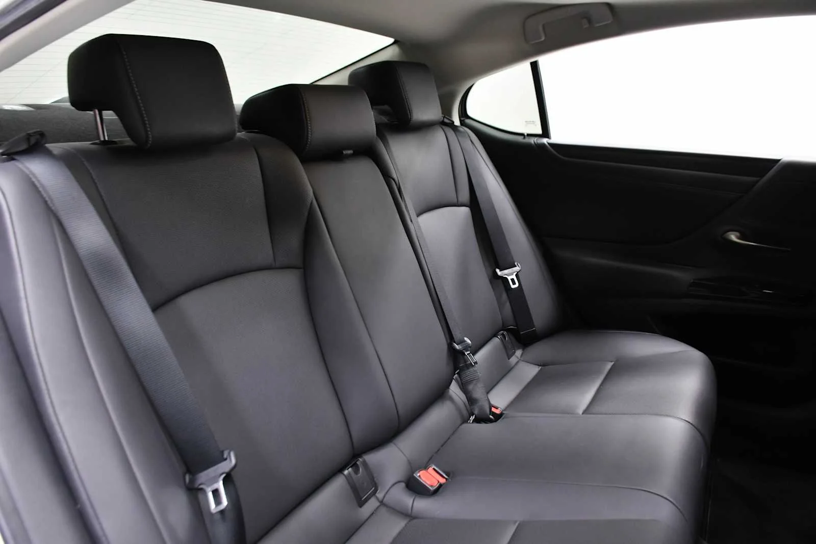 Certified Used 2023 EMINENT WHITE PEARL Lexus  image 22