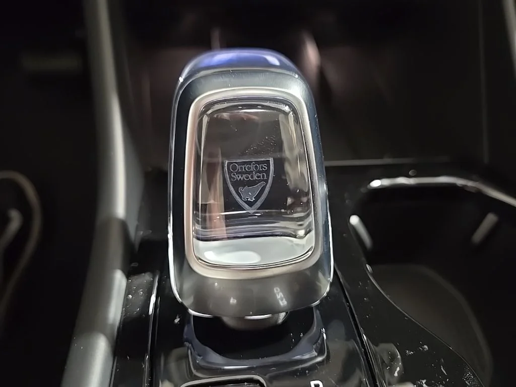 2026 Volvo XC40 Ultra - Photo 16