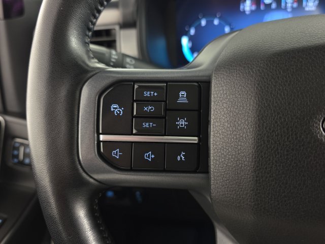 Used 2024 Grey Ford Lariat image 19