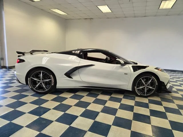 Used 2021 ARCTIC WHITE Chevrolet 3LT image 8