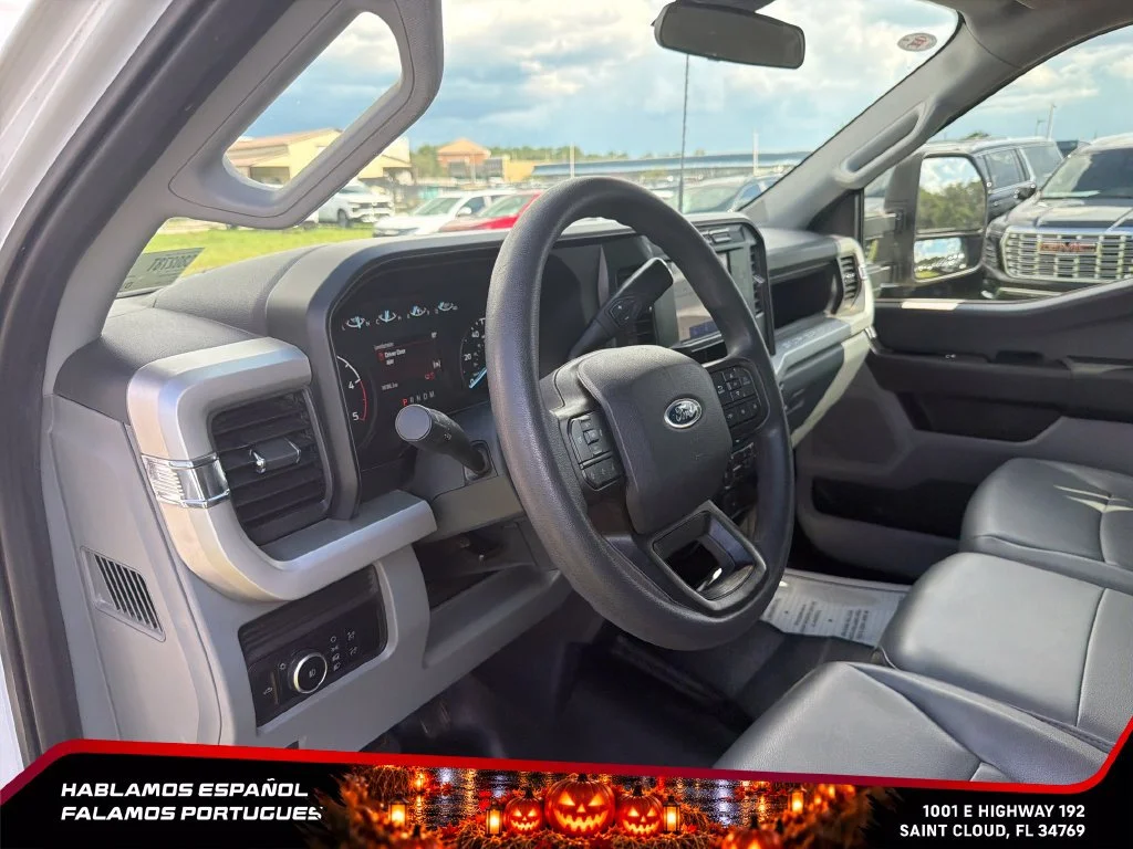 Used 2023 White Ford XL image 16