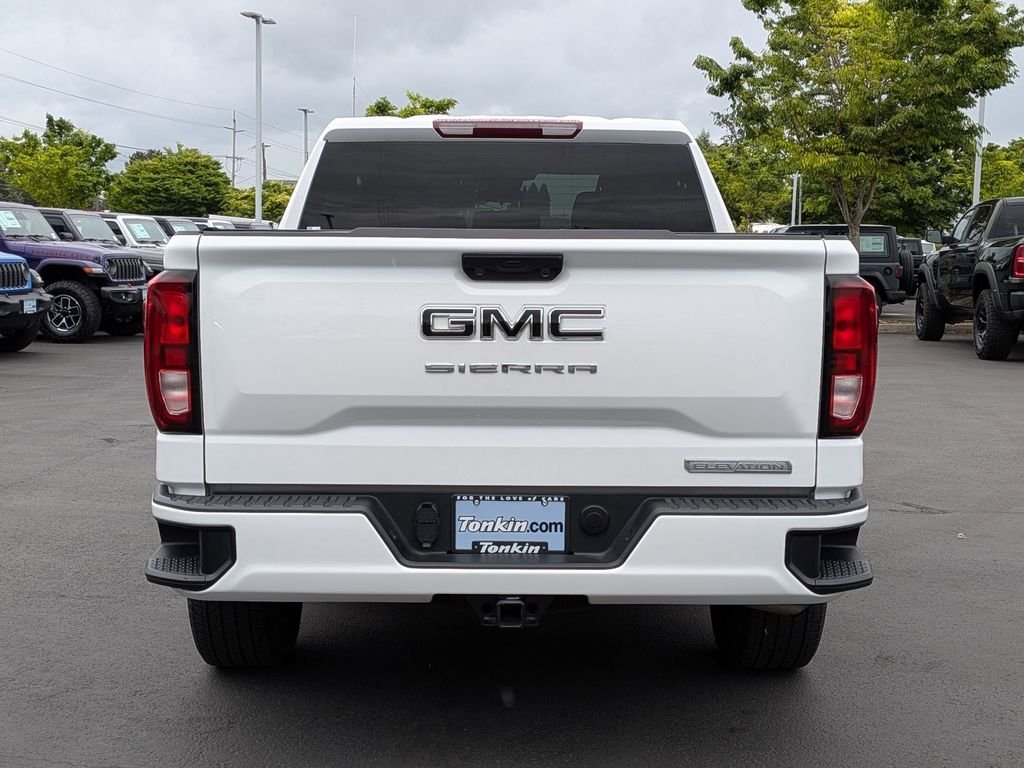 Used 2024 White GMC Elevation image 5
