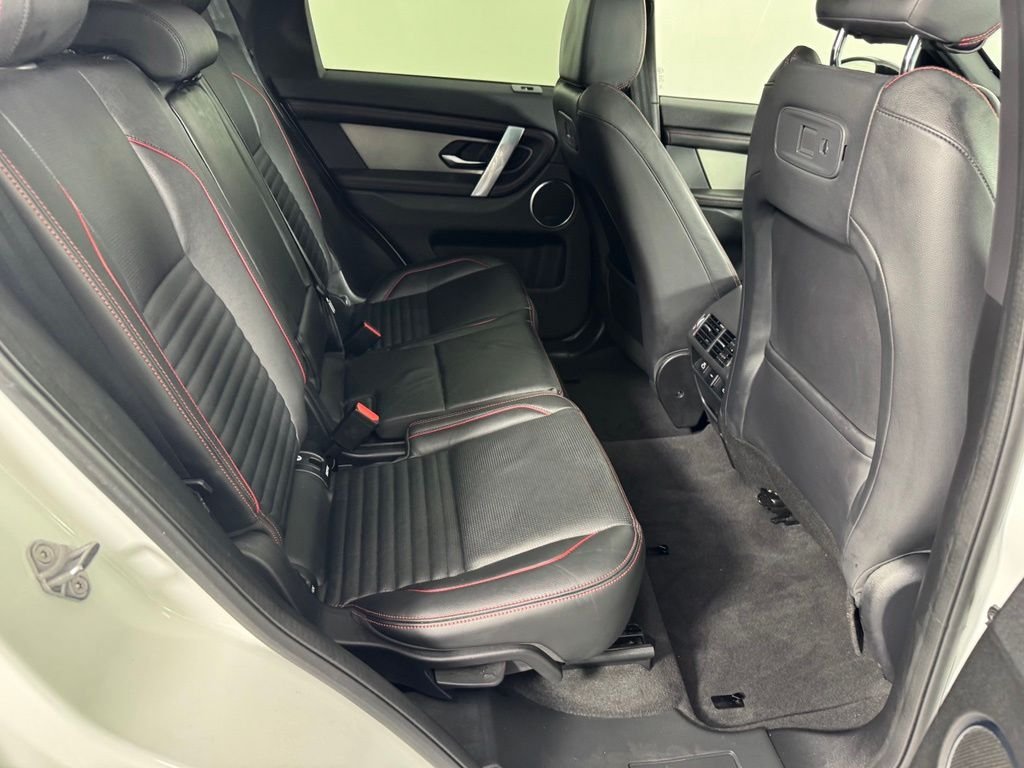Used 2022 Fuji White Land Rover S R-Dynamic image 32
