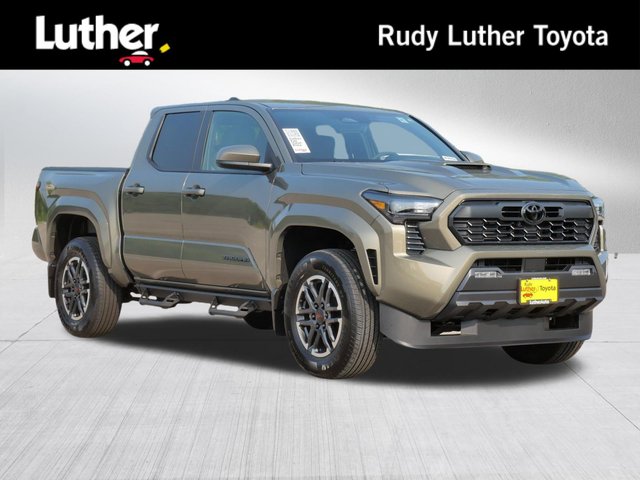 2026 Toyota Tacoma 4WD TRD Sport