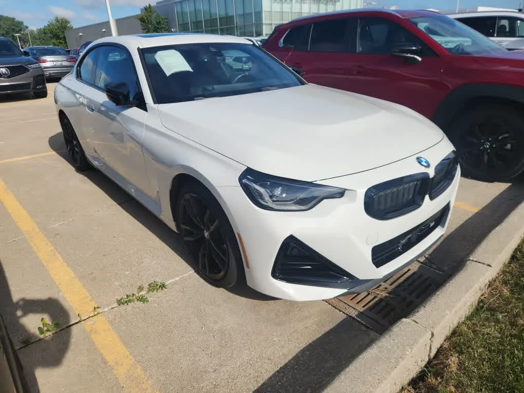 Used 2025 Alpine White BMW M240i xDrive image 3