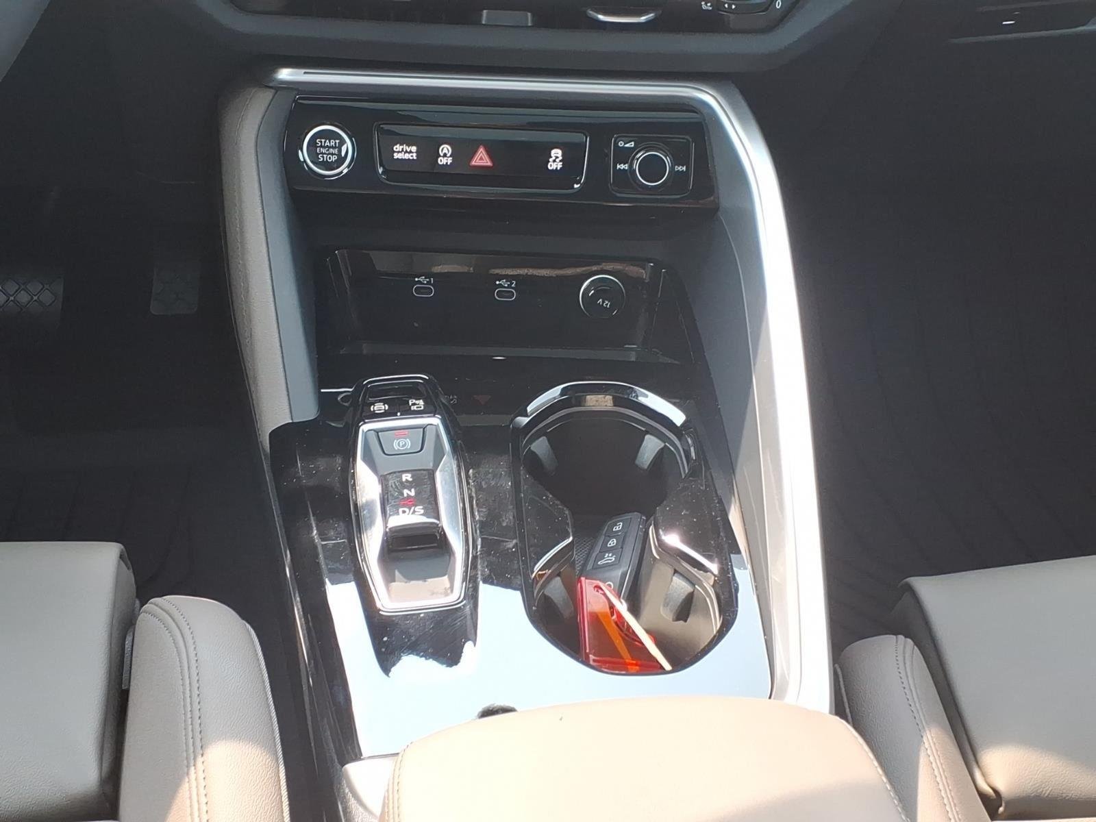 Certified Used 2025 District Green Metallic Audi Premium Plus image 17