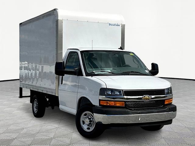 2025 Chevrolet Express Chassis 3500 Cutaway 139