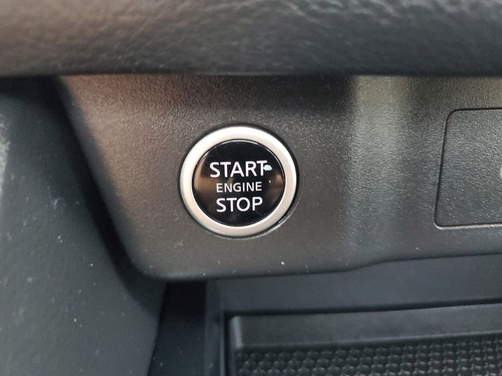 2022 Nissan Rogue SV - Photo 28