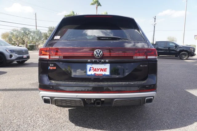 New 2026 Deep Black Pearl Volkswagen 2.0T Peak Edition image 8