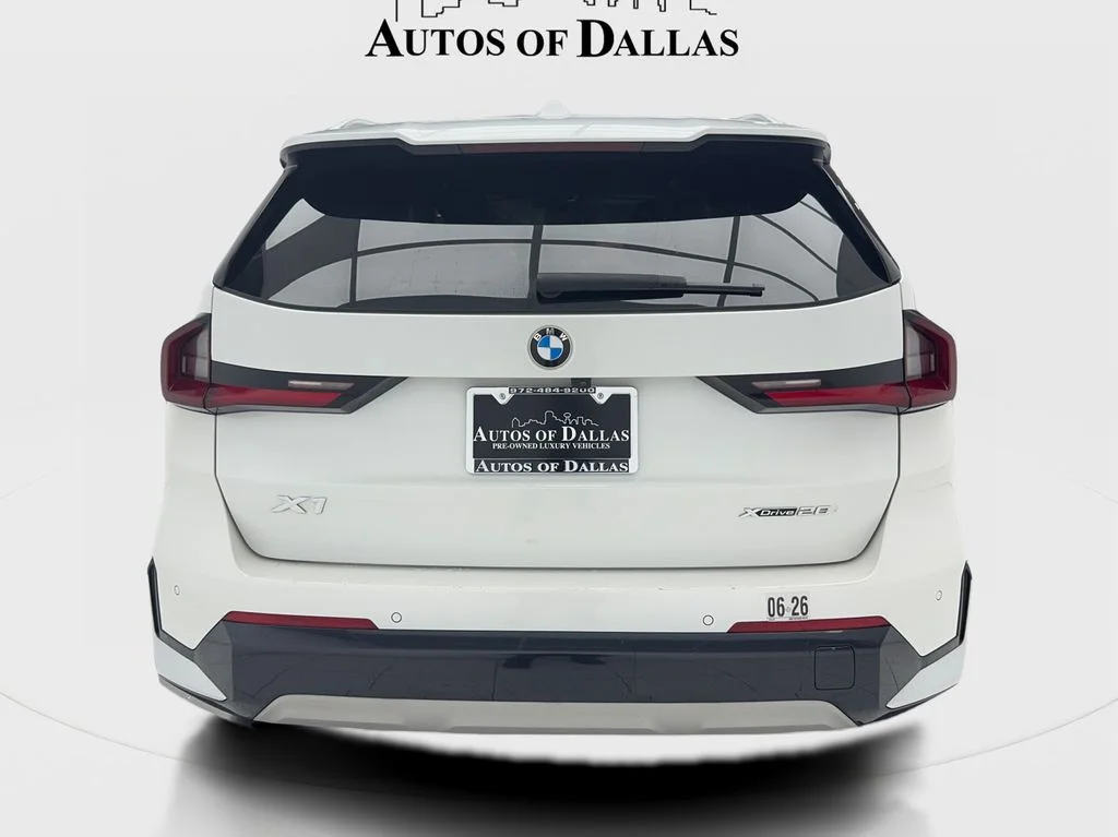 Used 2024 White BMW xDrive28i image 7