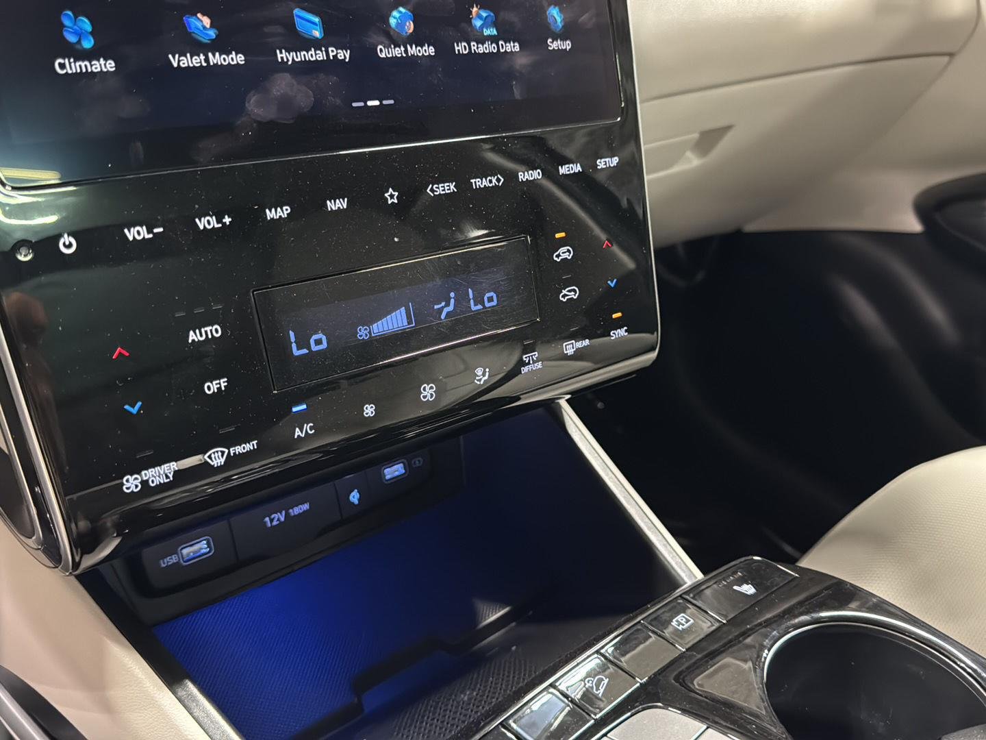 Certified Used 2024 Black Pearl Hyundai SEL Convenience image 34
