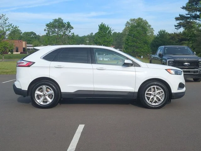 Used 2024 White Ford SEL image 14