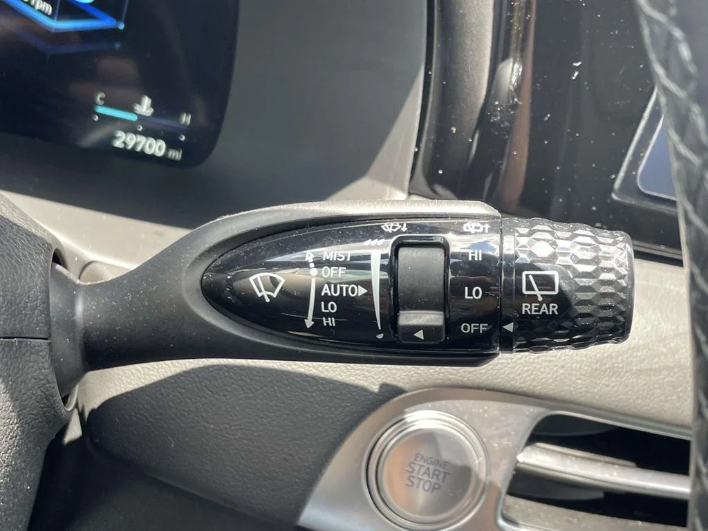 Used 2024 Silver Hyundai Calligraphy image 26