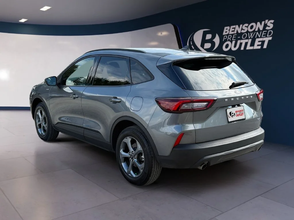 Used 2025 Gray Ford ST-Line image 3