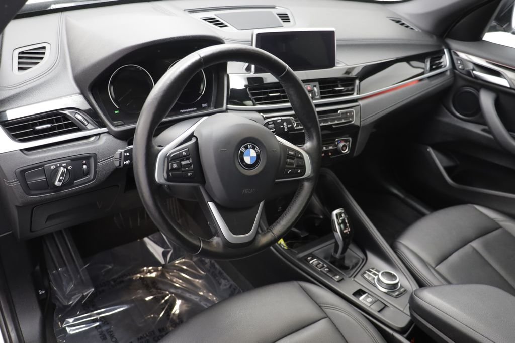 Used 2021 Mineral White Metallic BMW xDrive28i image 6