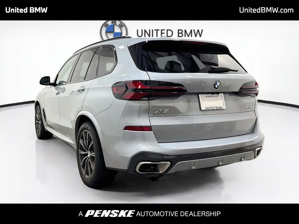 Certified Used 2025 Brooklyn Grey Metallic BMW sDrive40i image 7