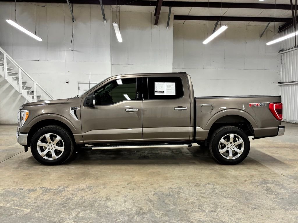 Used 2023 Gray Ford XLT image 4