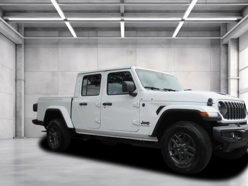 2026 Jeep Gladiator Sport S Auto's photo