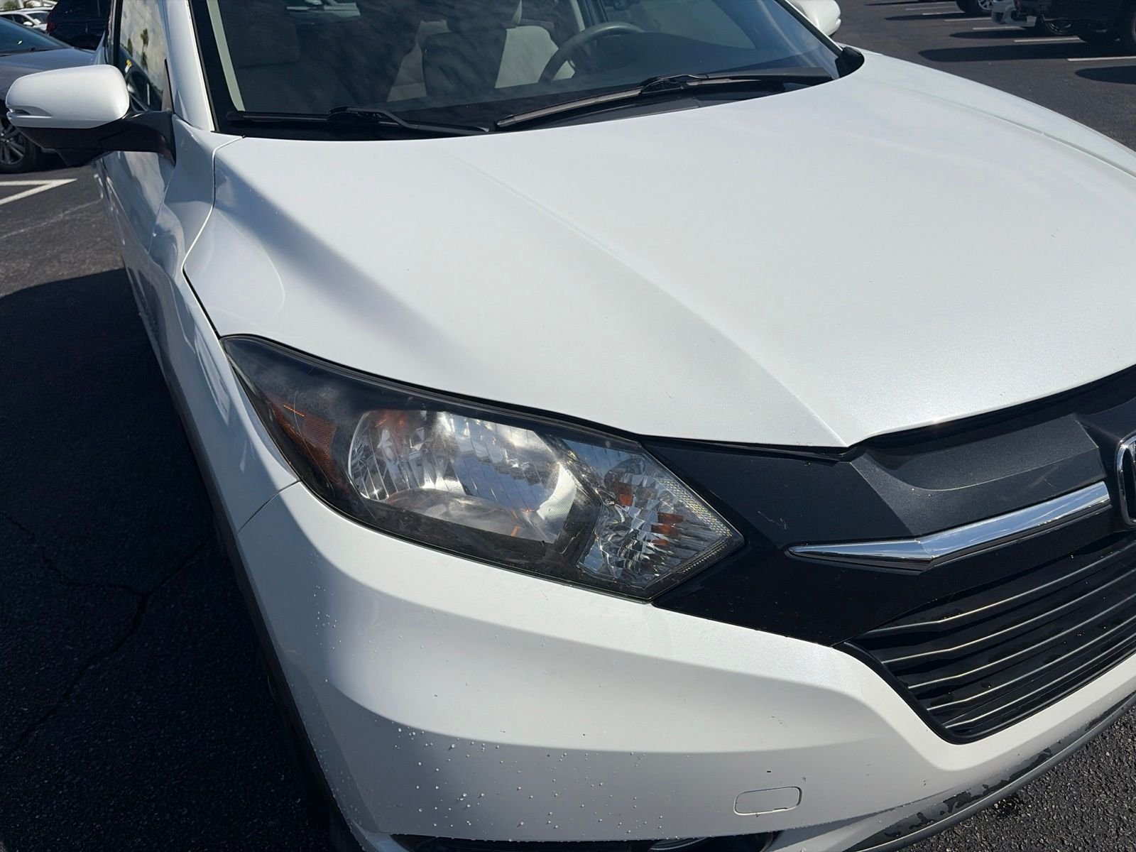 Used 2018 White Honda EX image 15