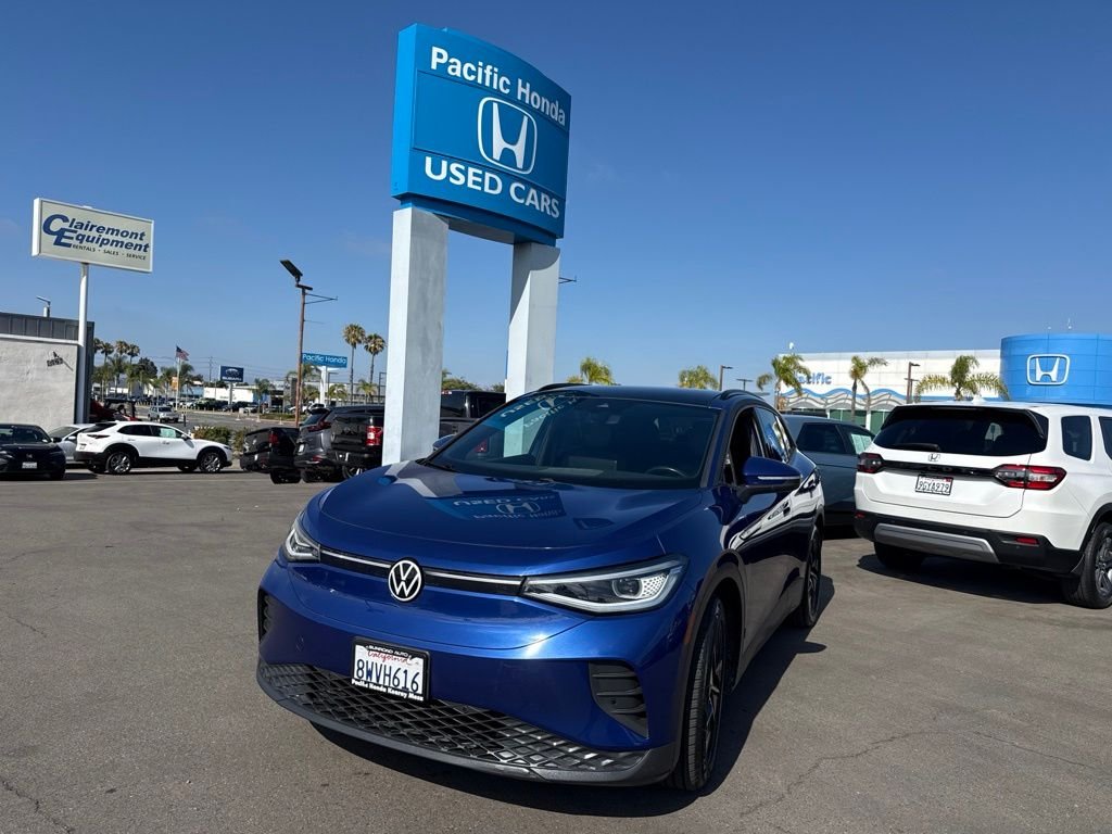 Used 2021 Blue Metallic Volkswagen Pro S image 3