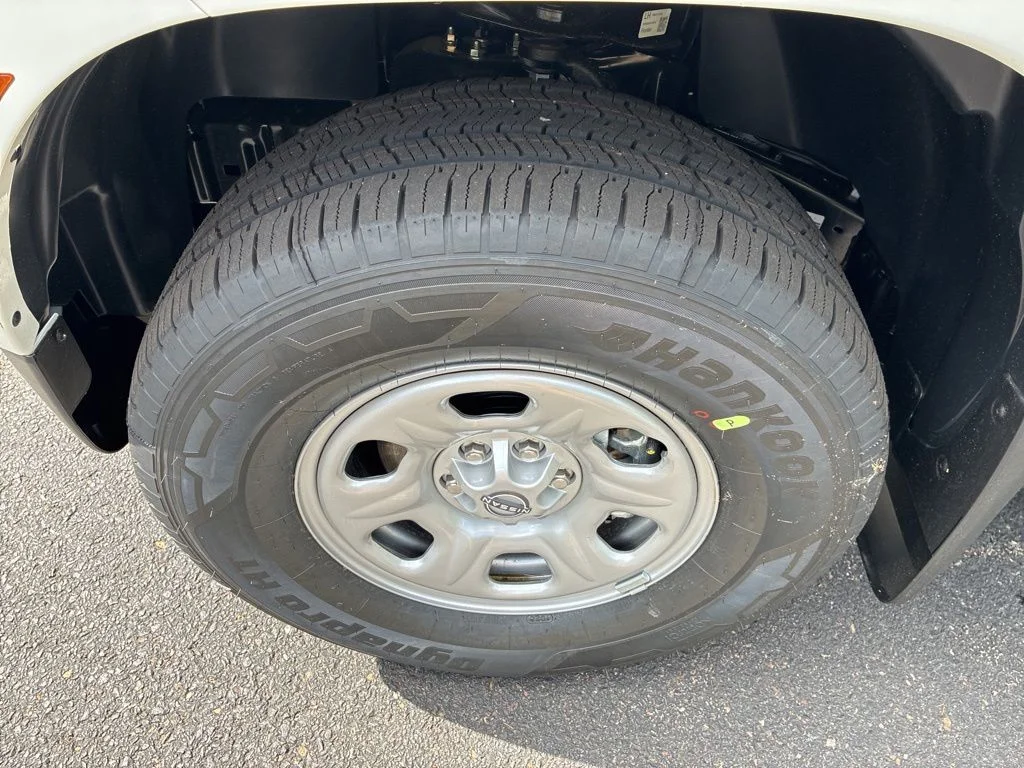 New 2026 Glacier White Nissan King Cab® S image 12