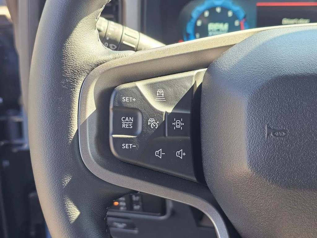 New 2025 Azure Gray Metallic Tri-Coat Ford Badlands® image 26