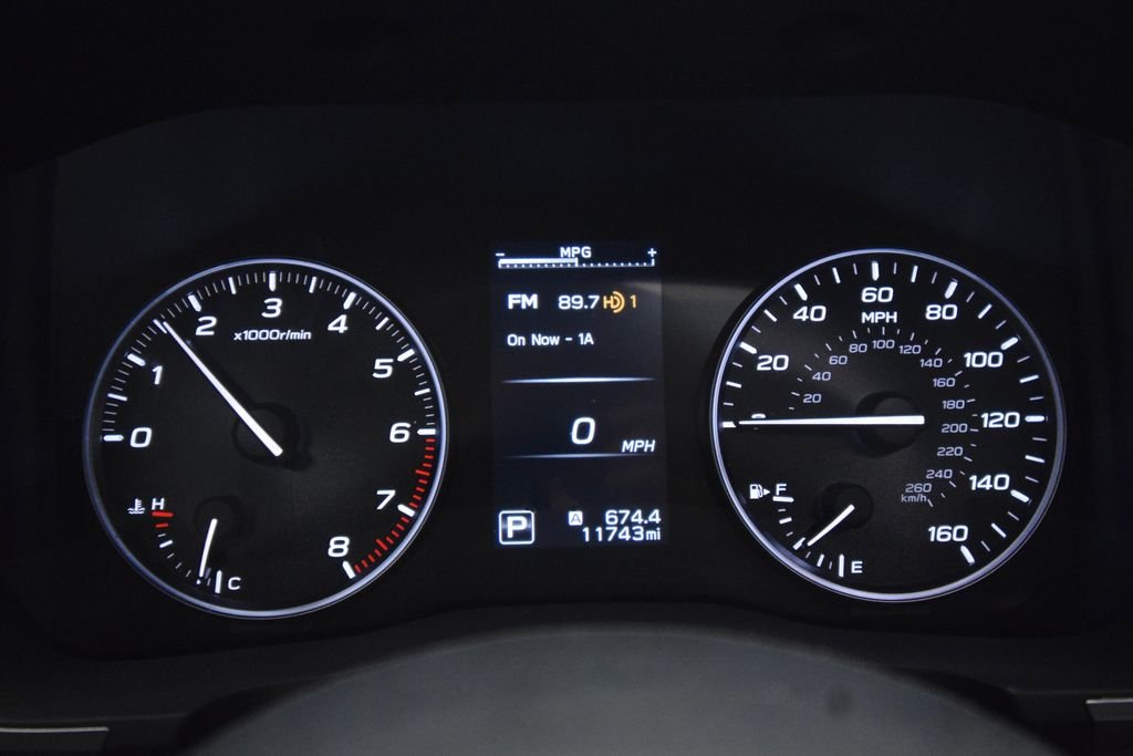 Used 2025 Crystal White Pearl Subaru Limited image 24
