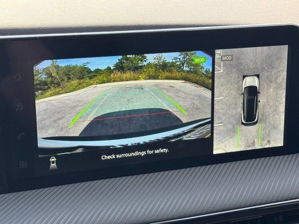 New 2026 White Nissan SR image 8