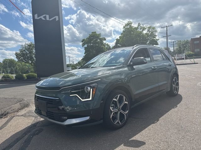 2023 Kia Niro EX Touring HEV's photo