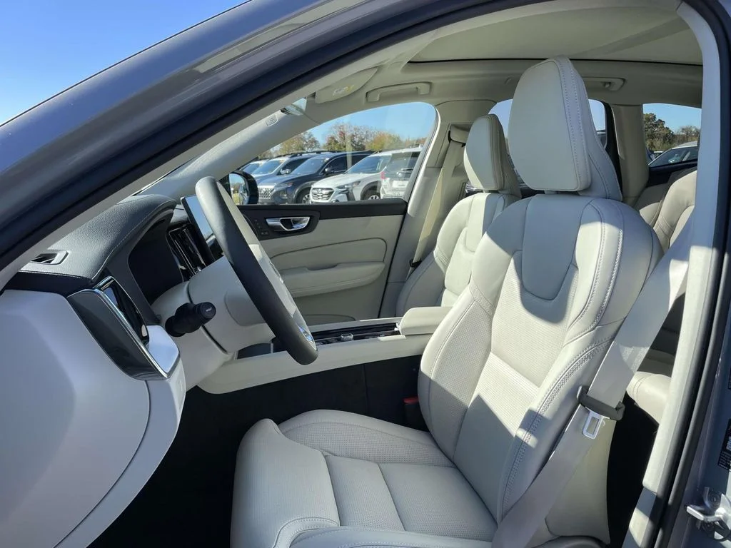 2026 Volvo XC60 Ultra - Photo 7