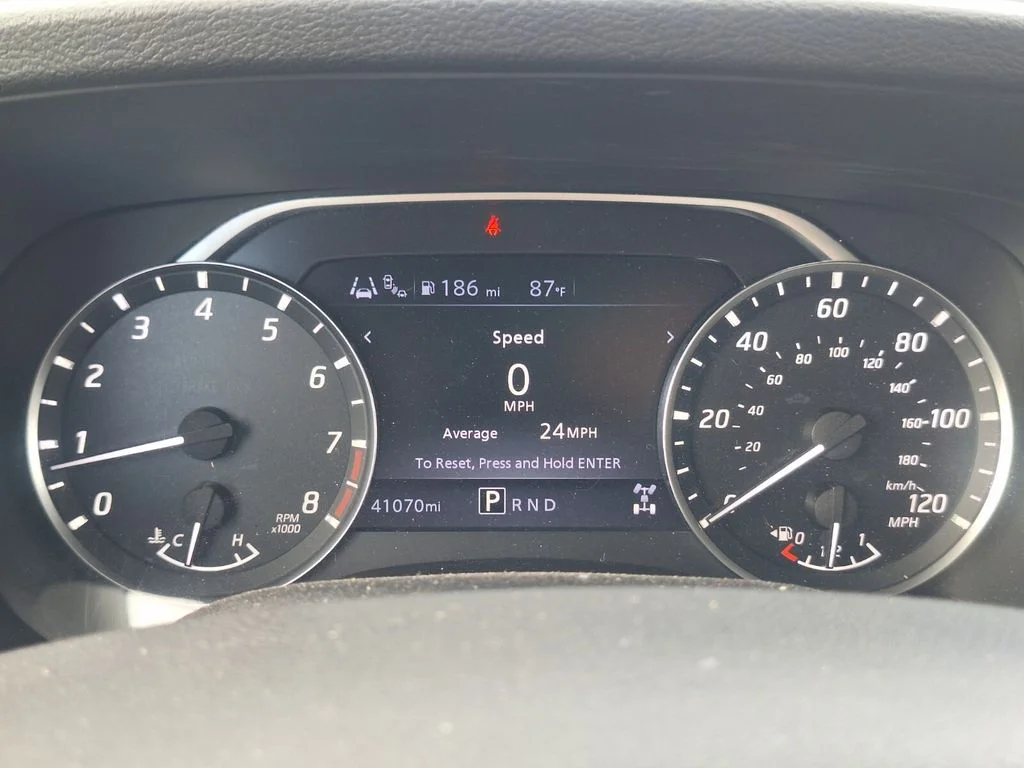Used 2023 Red Nissan SV image 15