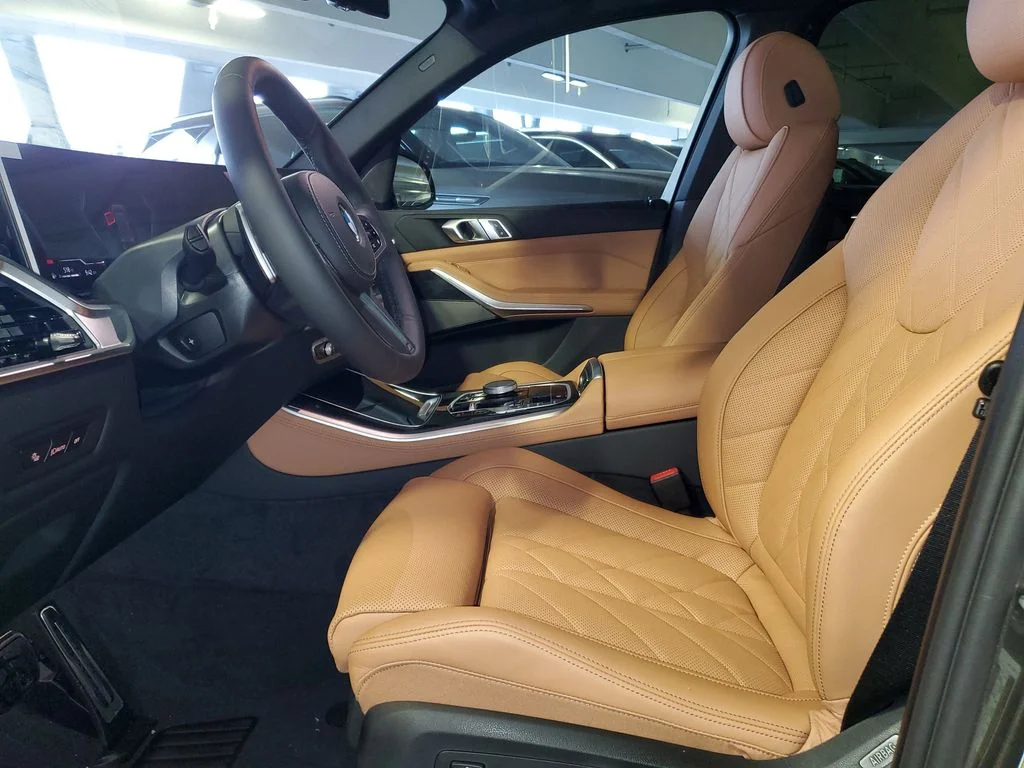 Used 2026 Green BMW sDrive40i image 16