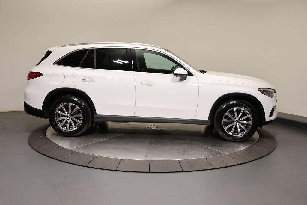 Certified Used 2026 Polar White Mercedes-Benz GLC 300 image 8