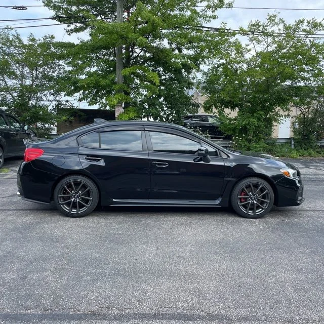 Used 2019 Crystal Black Silica Subaru Limited image 4
