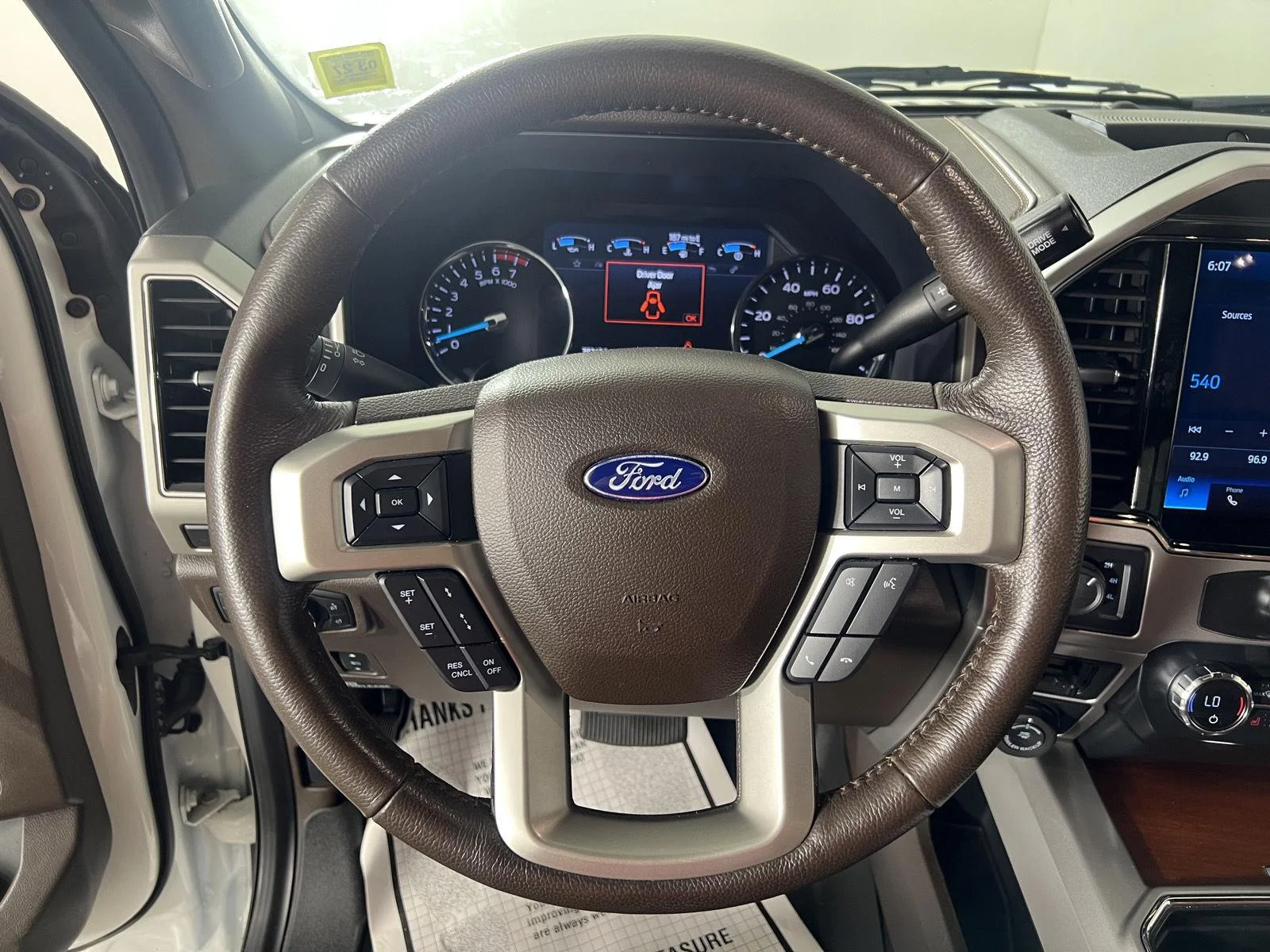 Used 2022 Wh Ford XL image 19