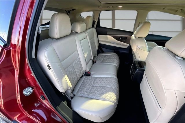 Used 2021 Red Nissan Platinum image 26