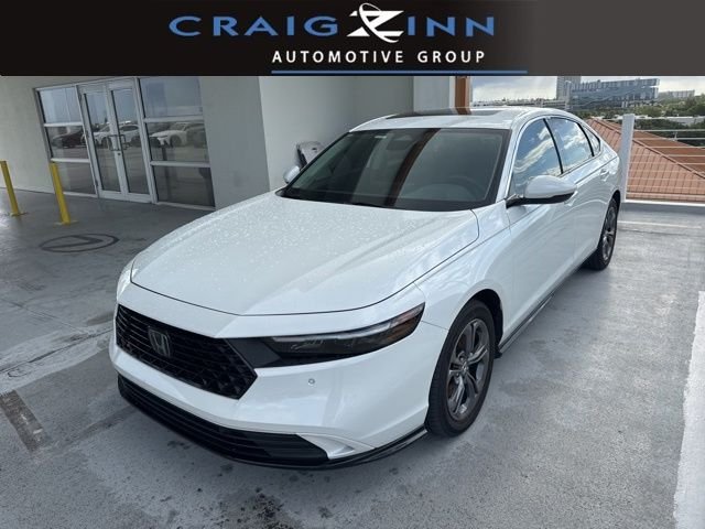 2024 Honda Accord Hybrid EX-L's photo