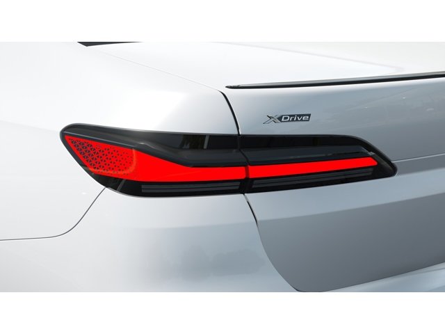 New 2026 Mineral White Metallic BMW 740i xDrive image 8